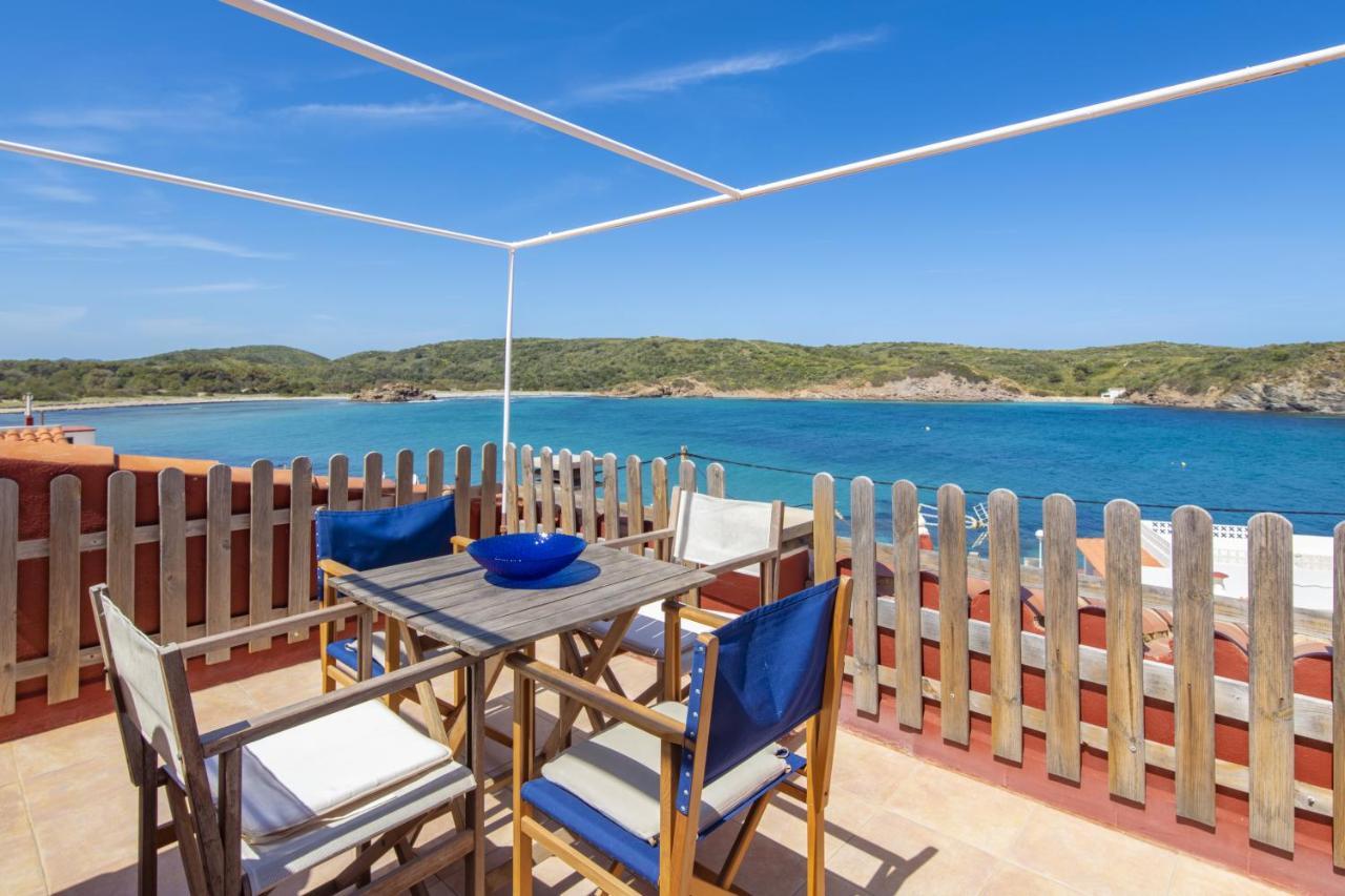 Fantástico apartamento en primera línea de mar en Menorca Es Grau Esterno foto