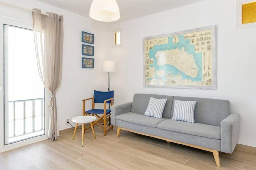 Fantástico apartamento en primera línea de mar en Menorca Es Grau Esterno foto